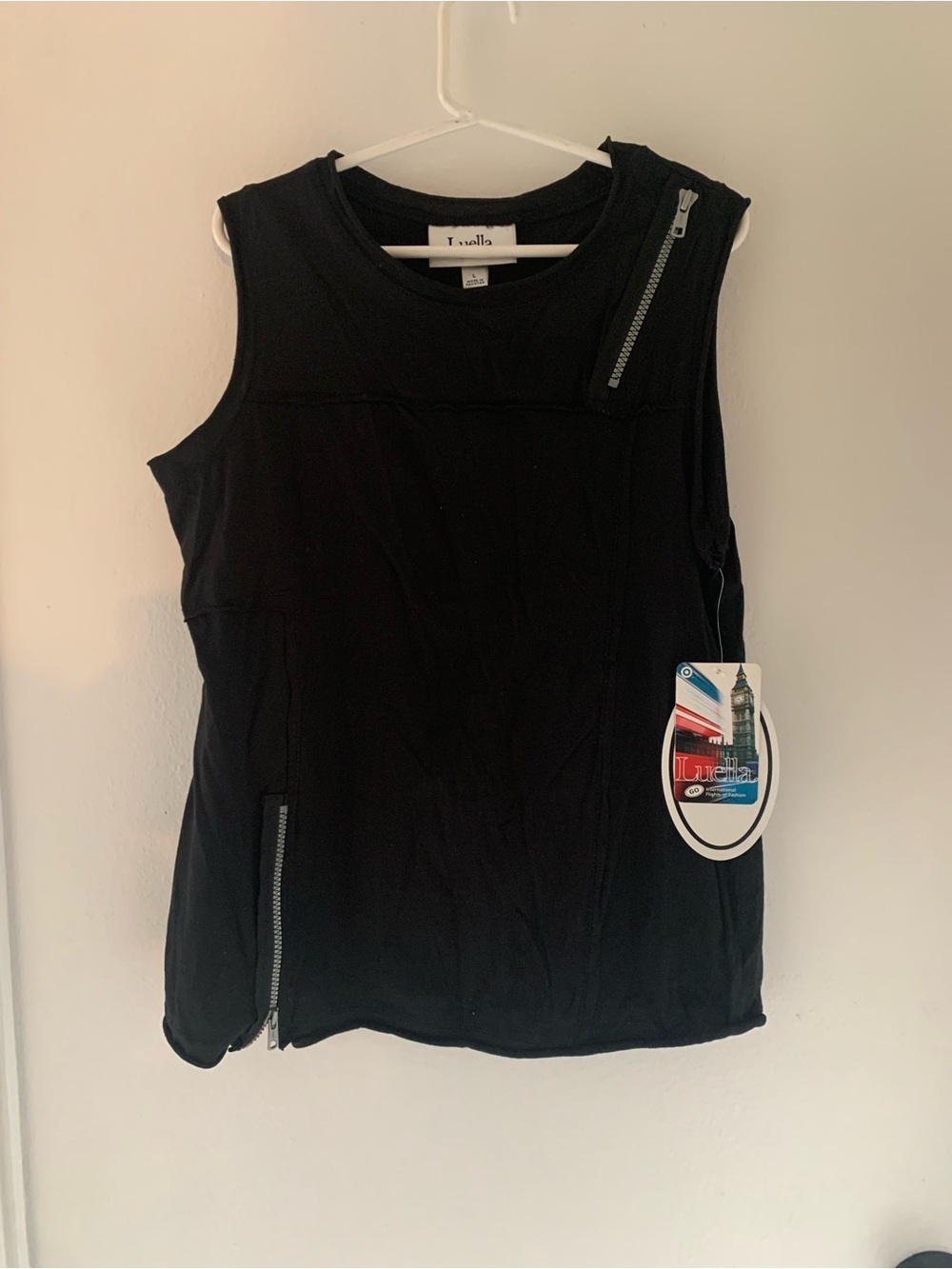NWT  Black Sleeveless Tank with Zip Accents, size L